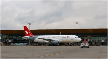 红土航空第五架飞机抵昆投入运营 全新乘务制服发布